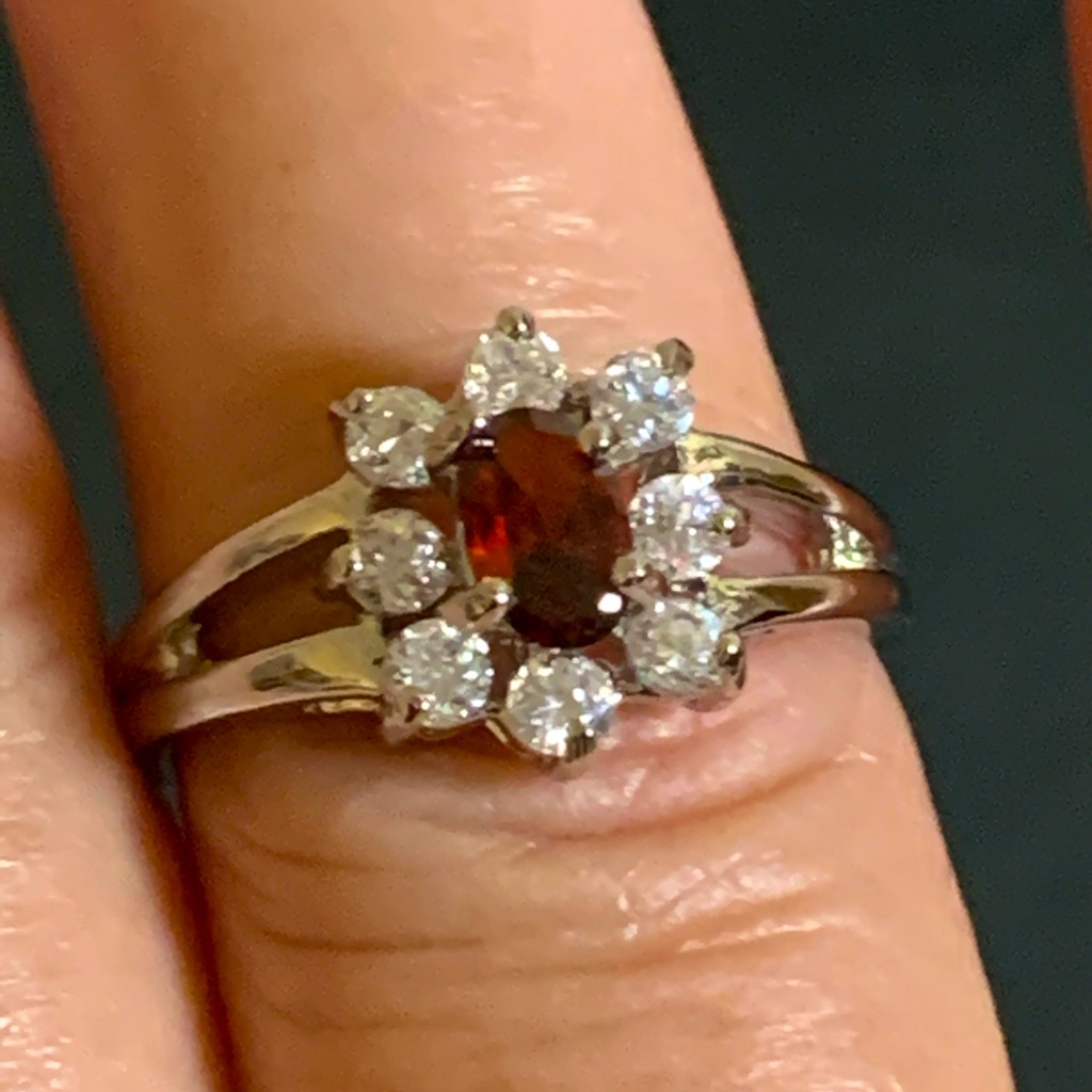 Reddish/Orange Cz Ring. (Jw058)